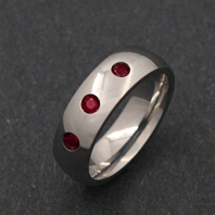 Titanium Ring - Ruby Caelum