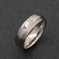 Classic Titanium Ring - CZ Arcturus