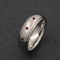 Titanium Ring - Ruby Corona