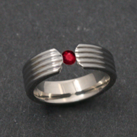 Titanium Ring - Ruby Hera