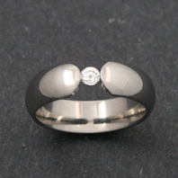 Classic Titanium Ring - CZ Maia