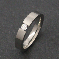 Classic Titanium Ring - CZ Themis