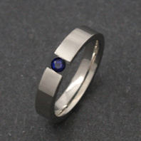 Titanium Ring - Sapphire Themis